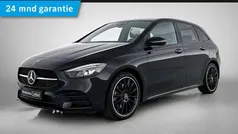 Zwart Gebruikt 2022 Mercedes B250e AMG line MPV | € 30.900 (Eerlijke prijs)