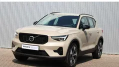 Bruin Gebruikt 2025 Volvo XC40 Plus SUV | € 45.750 (Eerlijke prijs)