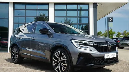Grijs Nieuw 2025 Renault Espace Iconic MPV | € 46.900 (Eerlijke prijs)