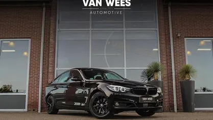 Occasion BMW 330 Executive 252 PK (185 kW) 2017 Zwart Hatchback