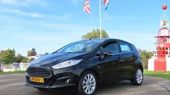Zwart Gebruikt 2016 Ford Fiesta Titanium Hatchback | € 10.950 (Eerlijke prijs)