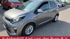 Grijs, metallic lak Gebruikt 2024 Kia Picanto Sport Hatchback | € 19.950 (Eerlijke prijs)