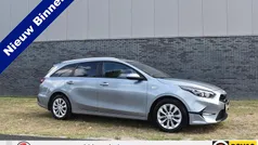 Gebruikt 2022 Kia Ceed Comfort Hatchback | € 16.940 (Eerlijke prijs)