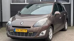 Bruin Gebruikt 2009 Renault Grand Scénic III Business MPV | € 2.250 (Eerlijke prijs)