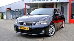 Lexus CT200h