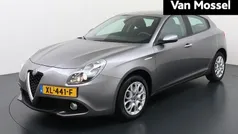 Gebruikt 2017 Alfa Romeo Giulietta Super Hatchback | € 15.940 (Eerlijke prijs)