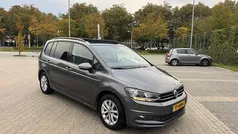 Gebruikt 2017 VW Touran Highline MPV | € 17.950 (Eerlijke prijs)