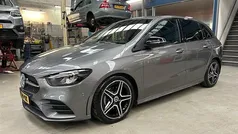 Grijs Gebruikt 2021 Mercedes B200 Business MPV | € 29.950 (Eerlijke prijs)