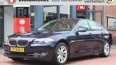 Blauw, metallic lak Gebruikt 2012 BMW 520 Executive Sedan | € 12.990 (Eerlijke prijs)