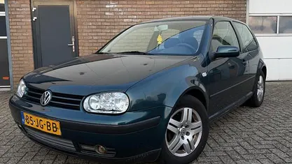 Occasion VW Golf IV 105 PK (77 kW) 2002 Groen Hatchback