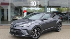 Grijs Gebruikt 2022 Toyota C-HR Premium SUV | € 28.100 (Eerlijke prijs)