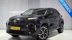 Zwart Gebruikt 2022 Toyota Yaris Cross Executive SUV | € 28.499 (Eerlijke prijs)