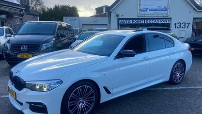 Wit Occasion 2017 BMW 530 M Sport Sedan | € 25.899 (Eerlijke prijs)