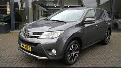 Gebruikt 2014 Toyota RAV4 Style SUV | € 18.950 (Eerlijke prijs)