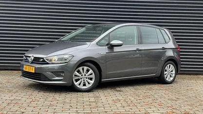 Occasion VW Golf Sportsvan Comfortline 116 PK (85 kW) 2017 Grijs MPV