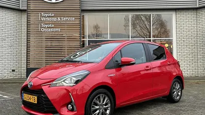 Gebruikt 2019 Toyota Yaris Hybrid Hatchback | € 12.700 (Eerlijke prijs)