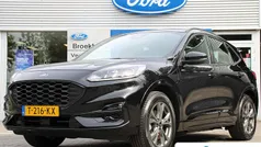 Zwart Gebruikt 2023 Ford Kuga ST-Line SUV | € 26.895 (Eerlijke prijs)