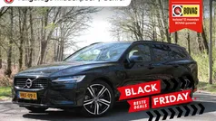 Zwart Gebruikt 2022 Volvo V60 R-Design Stationwagen | € 41.950 (Eerlijke prijs)