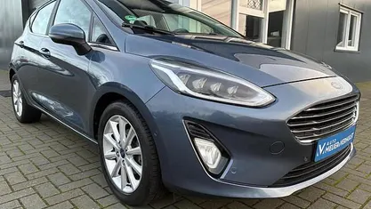Blauw Gebruikt 2018 Ford Fiesta Titanium Hatchback | € 9.999 (Eerlijke prijs)