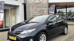 Grijs Gebruikt 2013 Toyota Auris Hatchback | € 9.400 (Eerlijke prijs)