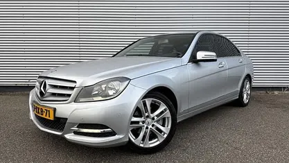 Grijs Gebruikt 2012 Mercedes C180 Avantgarde Sedan | € 9.945 (Goede deal)