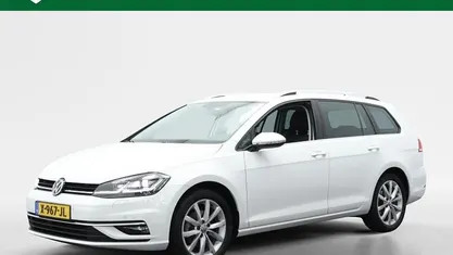 Gebruikt 2020 VW Golf VII Highline Hatchback | € 19.750 (Goede deal)