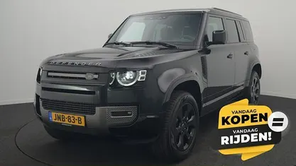 Occasion 2025 Land Rover Defender SE Dynamic SUV | € 99.450 (Goede deal)
