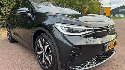 Zwart Gebruikt 2023 VW ID.5 GTX SUV | € 26.900 (Goede deal)