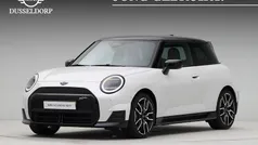 Gebruikt 2025 Mini Cooper Hatchback | € 33.700 (Eerlijke prijs)