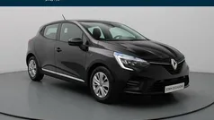 Zwart metallic Gebruikt 2021 Renault Clio V Zen Hatchback | € 12.990 (Eerlijke prijs)