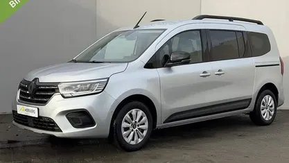 Occasion 2025 Renault Kangoo Techno MPV | € 38.435 (Eerlijke prijs)