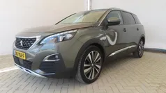 Grijs, metallic lak Gebruikt 2019 Peugeot 5008 Allure MPV | € 17.900 (Eerlijke prijs)
