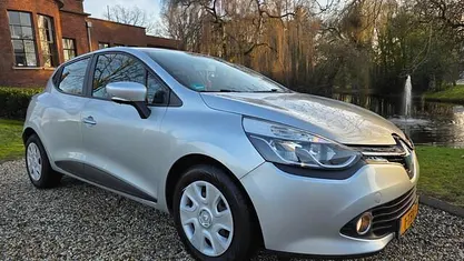 Grijs Occasion 2014 Renault Clio R.S. Expression Hatchback | € 4.999 (Eerlijke prijs)