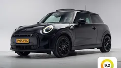 Zwart Gebruikt 2022 Mini Cooper SE Classic Hatchback | € 19.945 (Eerlijke prijs)