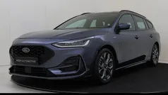 Blauw Gebruikt 2023 Ford Focus ST-Line Stationwagen | € 23.950 (Goede deal)