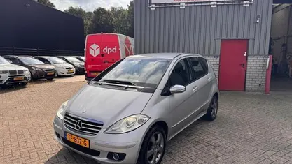 Grijs Gebruikt 2005 Mercedes A150 Classic MPV | € 2.250 (Eerlijke prijs)