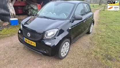 Occasion Smart ForFour Pure 71 PK (52 kW) 2015 Zwart Hatchback