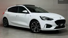 Wit Gebruikt 2020 Ford Focus ST-Line Hatchback | € 18.950 (Eerlijke prijs)