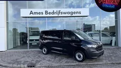 Zwart Gebruikt 2024 VW Transporter Life Van | € 34.995 (Eerlijke prijs)
