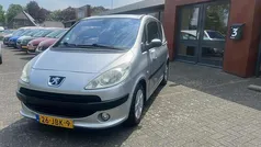 Grijs Gebruikt 2006 Peugeot 1007 MPV | € 2.250 (Eerlijke prijs)