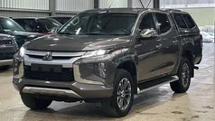 Grijs Gebruikt 2020 Mitsubishi L200 Intense Pickup | € 34.500