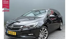 Zwart Gebruikt 2016 Opel Astra Innovation Stationwagen | € 8.899 (Eerlijke prijs)