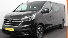 Zwart Gebruikt 2024 Renault Trafic MPV | € 34.890 (Eerlijke prijs)