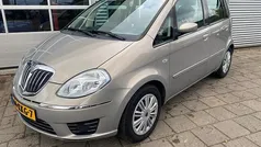 Beige Gebruikt 2009 Lancia Musa MPV | € 2.999 (Eerlijke prijs)