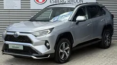 Grijs, metallic lak Gebruikt 2021 Toyota RAV4 Style SUV | € 37.450 (Goede deal)