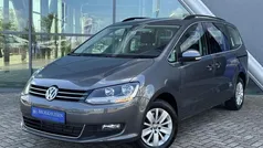 Grijs, metallic lak Gebruikt 2022 VW Sharan Comfortline MPV | € 34.950 (Goede deal)