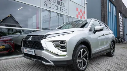 Grijs Gebruikt 2022 Mitsubishi Eclipse Cross Intense SUV | € 21.950 (Eerlijke prijs)