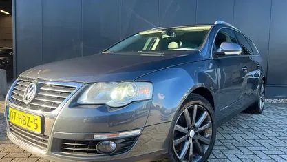Occasion VW Passat Highline 161 PK (118 kW) 2008 Grijs (metallic) Stationwagen