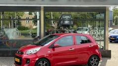 Rood Gebruikt 2015 Kia Picanto Hatchback | € 4.795 (Eerlijke prijs)