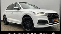 Wit, metallic lak Gebruikt 2018 Audi Q5 Black Edition SUV | € 37.900 (Eerlijke prijs)